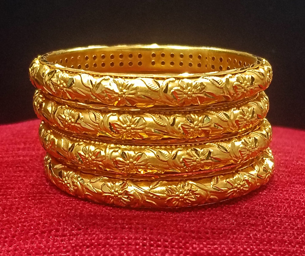 Design No: 8950.. Gold Platted Brass Bangle..
